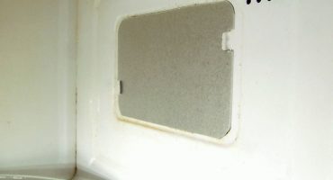 Microwave plate burns out - causes and algorithm of actions