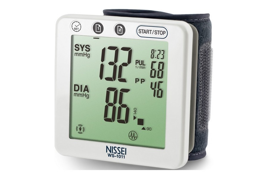 Which tonometer is better to choose after 50? Rating of the best tonometers on the wrist for the elderly