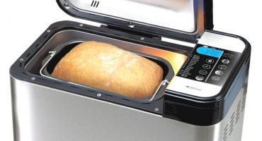 A bread machine does not interfere: how to disassemble and repair it yourself