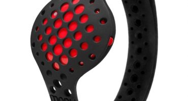 Everything about heart rate monitors and fitness bracelets, from choice to popular models