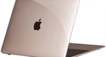 What to do if the MacBook does not turn on and does not load, stopped running after the update