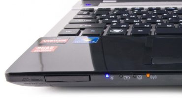 The laptop does not turn on, indicators do not light: solutions to the problem