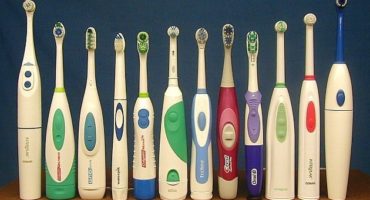 Which toothbrush is better to choose - electric or ultrasonic?