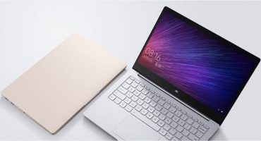 Persamaan dan perbezaan antara komputer riba dan ultrabook