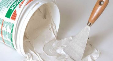 Choosing the best putty for walls and drywall