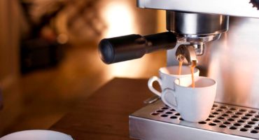 Types and types of coffee machines for the home - the pros and cons of different models