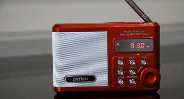 Penarafan radio terbaik